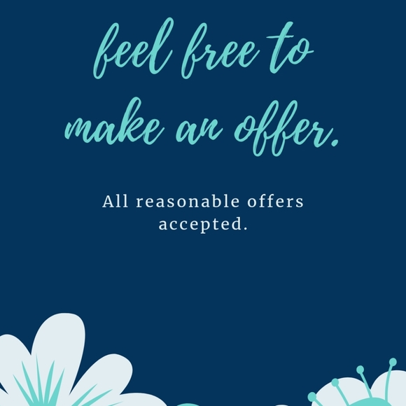 COPY - COPY - Meet your Posher, Jennifer - Picture 1 of 1